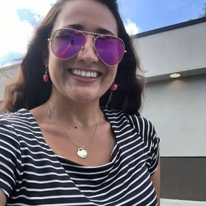 Meet your Posher, Katelyn